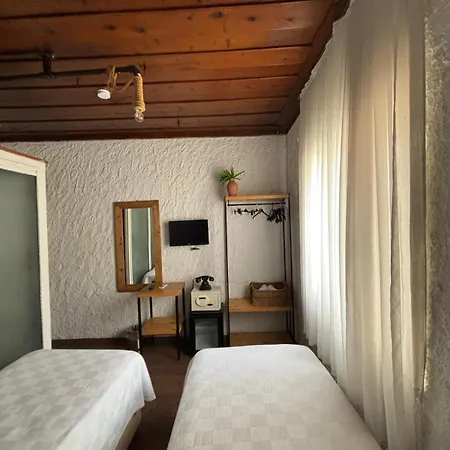 Bum Alaçatı Çeşme