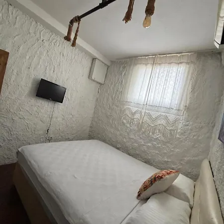 Bum Alacati Homestay *