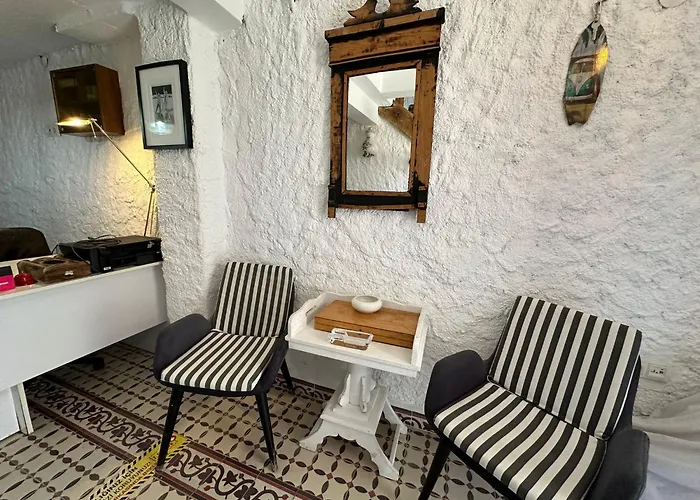 Проживання в сім'ї Bum Alacati